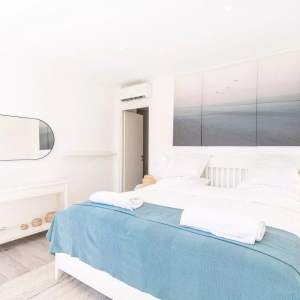 Apartment Cannes Banane: 3-bedrooms premium, balcony, secure residence, near Croisette