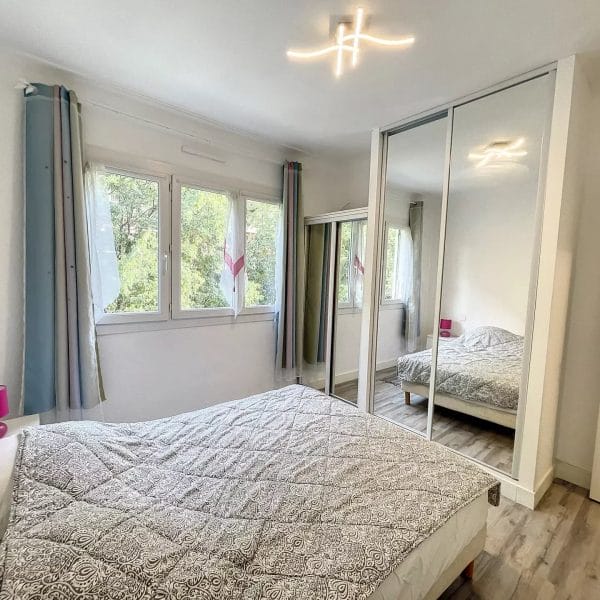 Cannes Basse Californie Apartment:  bright 2 bedrooms, 61 sqm, Croisette 5 mins walk