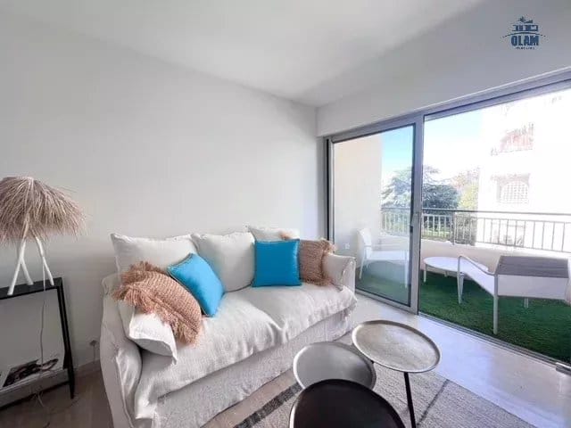 Chic studio : 200m Croisette