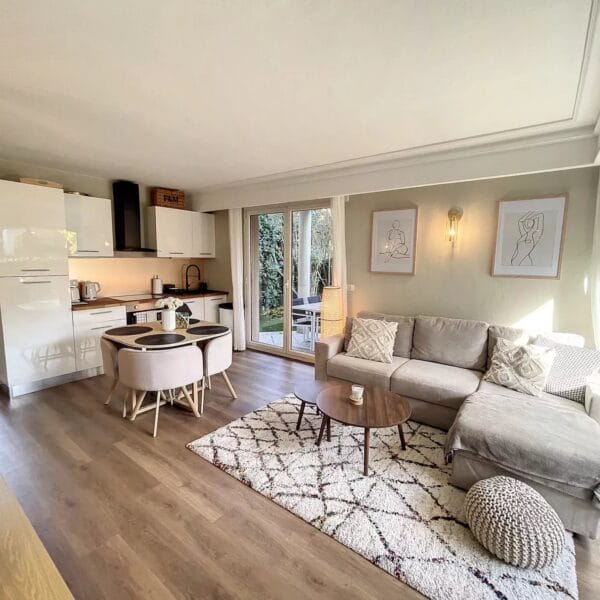 Appartement Cannes Oxford : 3 pièces rez de jardin, rénovation standing 2023