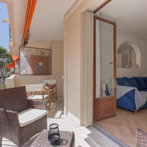 Appartement Cannes Quartier des Anglais : Beau 3 pièces meublé, terrasse, proche commerces