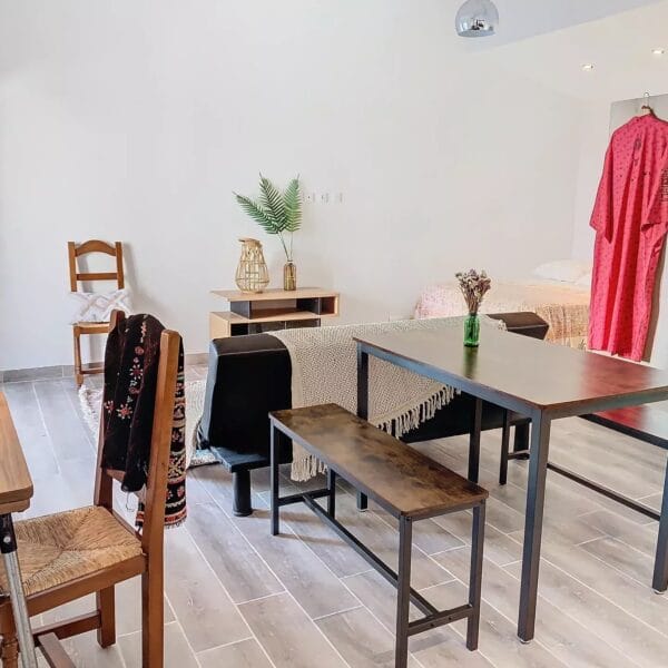 Cannes City Center Apartment: Studio, 35m², loft style