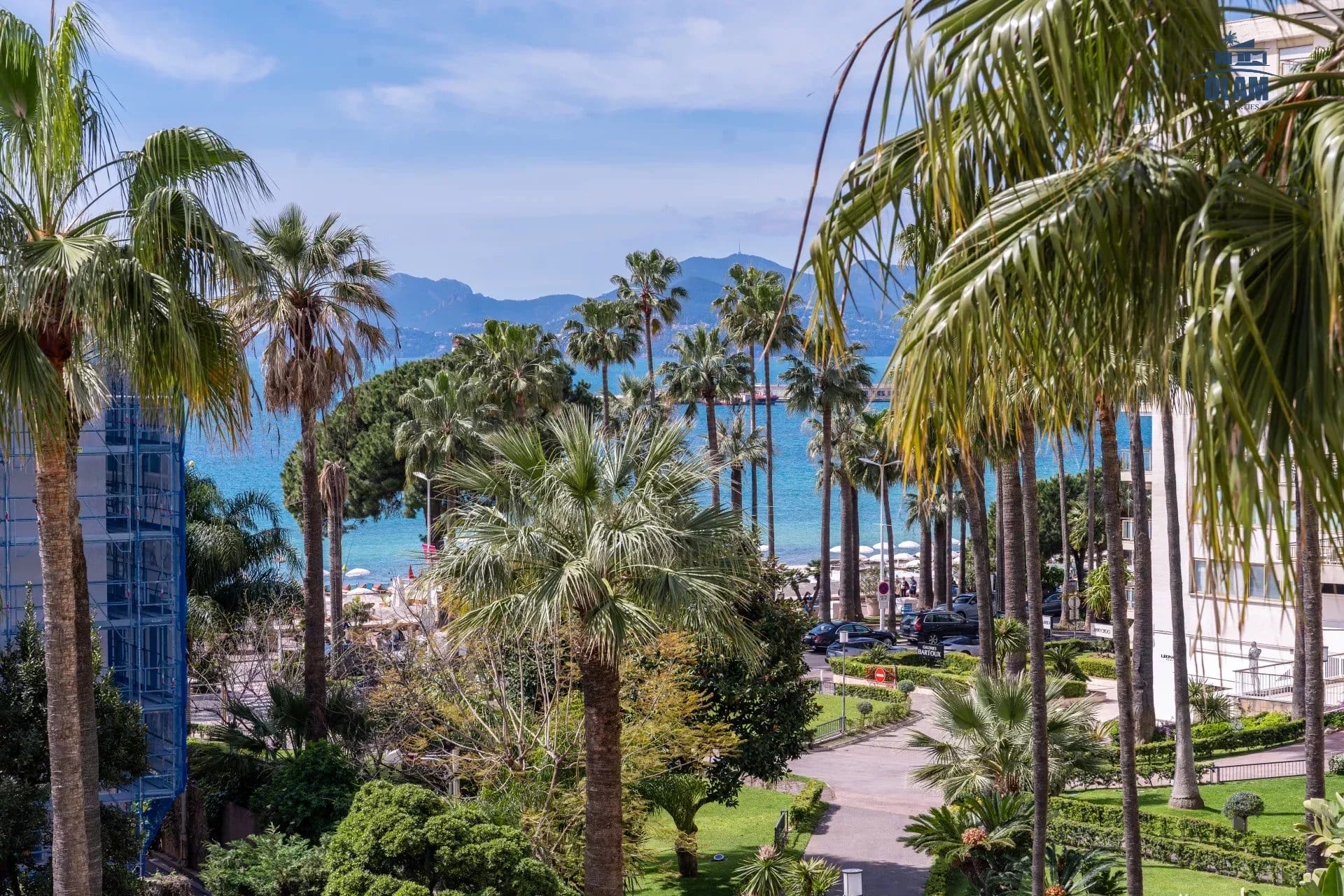 Apartment Cannes Croisette: Luxurious 5 rooms, 170m2, south exposure, and steps away from the Croisette and the beaches