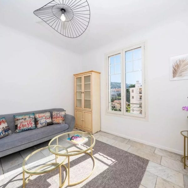 Appartement Cannes – Proche centre, superbe 3 chambres, 3 SDB, clim, ascenseur