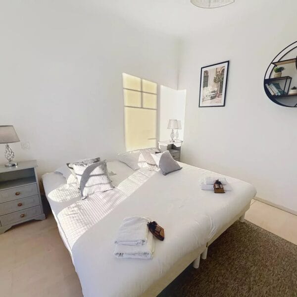 Apartment Cannes – Near city center, superb 3 bedrooms, 3 bathrooms, air conditioning, elevator