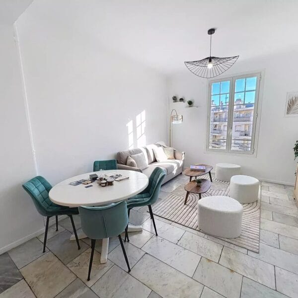 Apartment Cannes – Near city center, superb 3 bedrooms, 3 bathrooms, air conditioning, elevator
