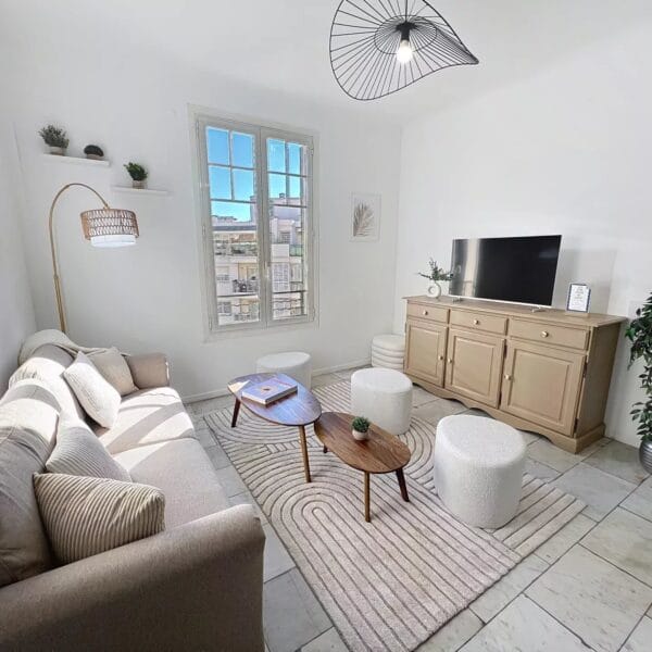 Apartment Cannes – Near city center, superb 3 bedrooms, 3 bathrooms, air conditioning, elevator