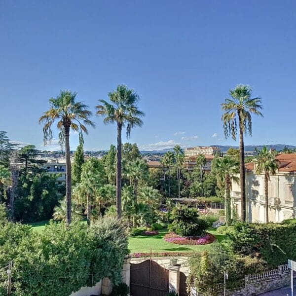 Cannes Californie: Bright 2 room appartement, 5 M2, with pool