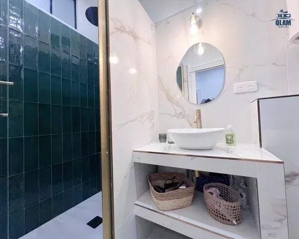 Cannes: charming apartment with one-of-a kind hidden garden located in the city center