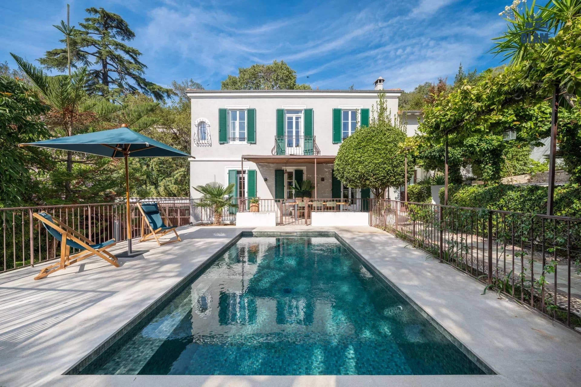 Cannes Basse Californie : Villa de Prestige 300 m2, Piscine, Salle de Cinéma