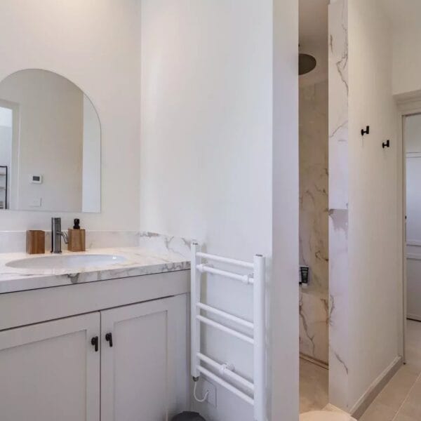 Cannes Basse Californie : Premium Villa 300 sqm with Swimming Pool and Cinema Room