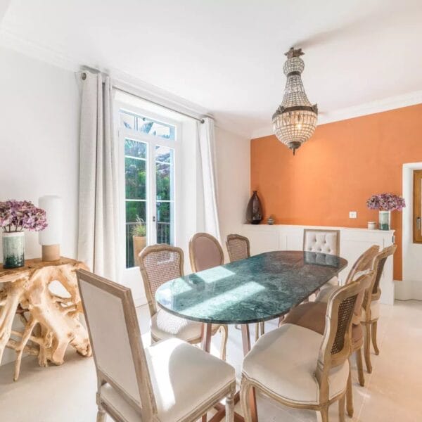 Cannes Basse Californie : Premium Villa 300 sqm with Swimming Pool and Cinema Room