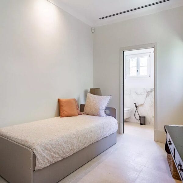 Cannes Basse Californie : Villa de Prestige 300 m2, Piscine, Salle de Cinéma