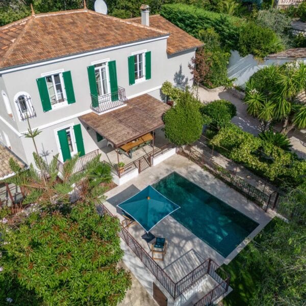 Cannes Basse Californie : Villa de Prestige 300 m2, Piscine, Salle de Cinéma