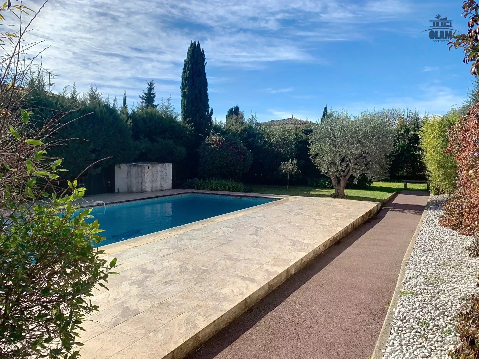 Villa Mougins: plain-pied moderne, style californien, 163 m2 piscine