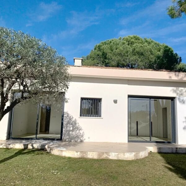 Villa Mougins: plain-pied moderne, style californien, 163 m2 piscine