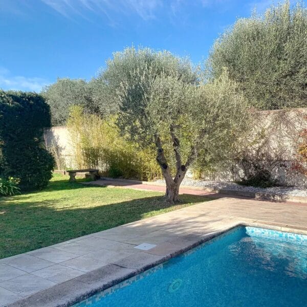 Villa Mougins: plain-pied moderne, style californien, 163 m2 piscine