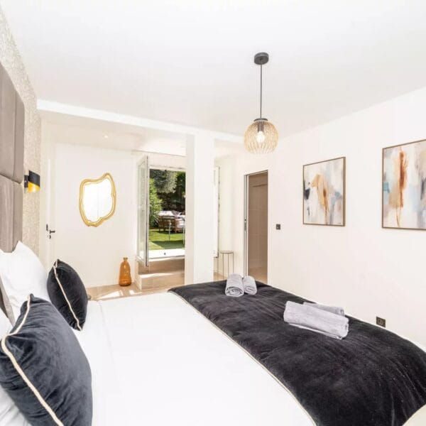 Villa d’exception à Cannes – Luxe, nature & élégance – Croisette à 15 mn