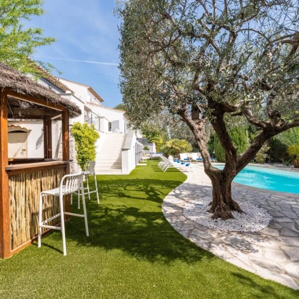 Villa d’exception à Cannes – Luxe, nature & élégance – Croisette à 15 mn