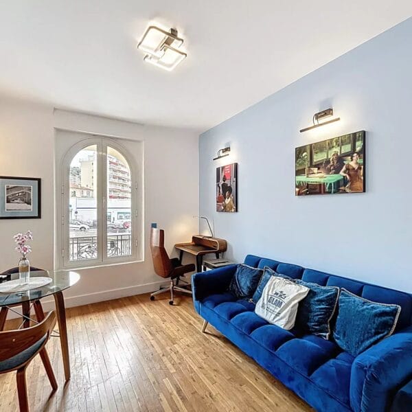 Cannes: 50 shades of blue : Modern 1BR in heart of town