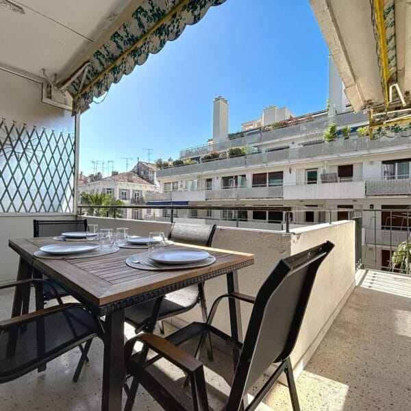 L’excellence Cannoise – Elégant 3 chambres / 2 bains Terrasse coeur de ville