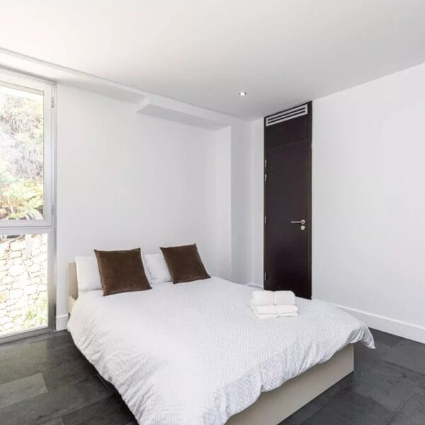 Villa contemporaine d’architecte – Entre Biot et Valbonne