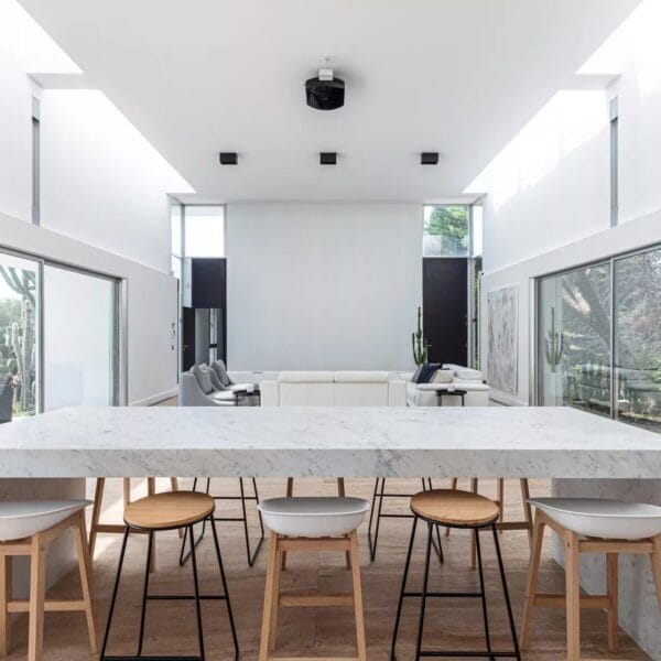 Architect-Designed Contemporary Villa – Between Biot and Valbonne