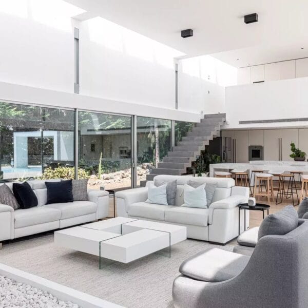 Villa contemporaine d’architecte – Entre Biot et Valbonne